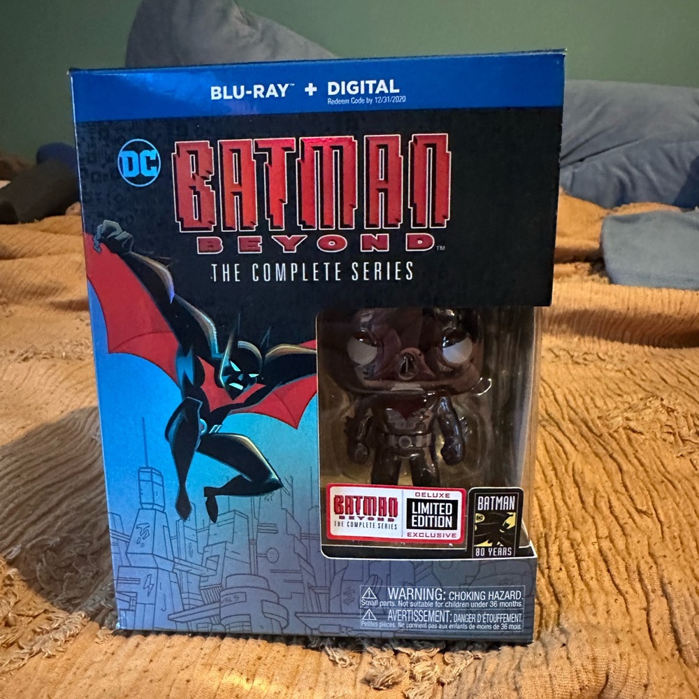 DC Batman Beyond Deluxe Edition Blu-ray Set Funko Pop Limited Edition